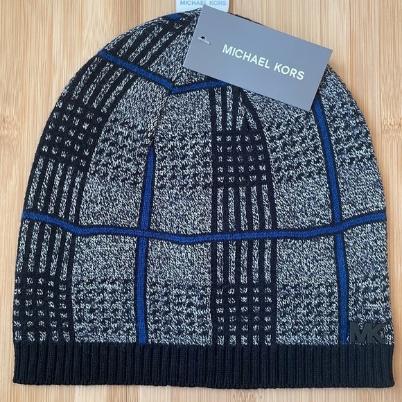 Brand New Michael Kors Black & Blue Knit Beanie Hat w/  Metal Logo Accent - Picture 6 of 15